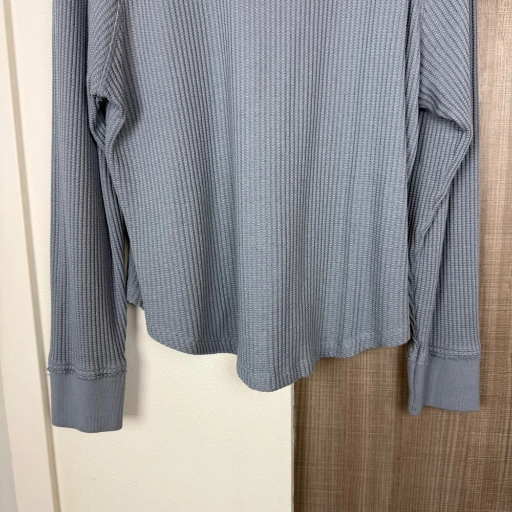 Faherty Legend Waffle Knit Crew in Tradewinds Blue Long Sleeve Top Size XL - Picture 9 of 12